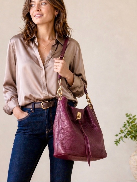 Rebecca Minkoff Handbags - NWT Rebecca Minkoff DARREN Leather Bag